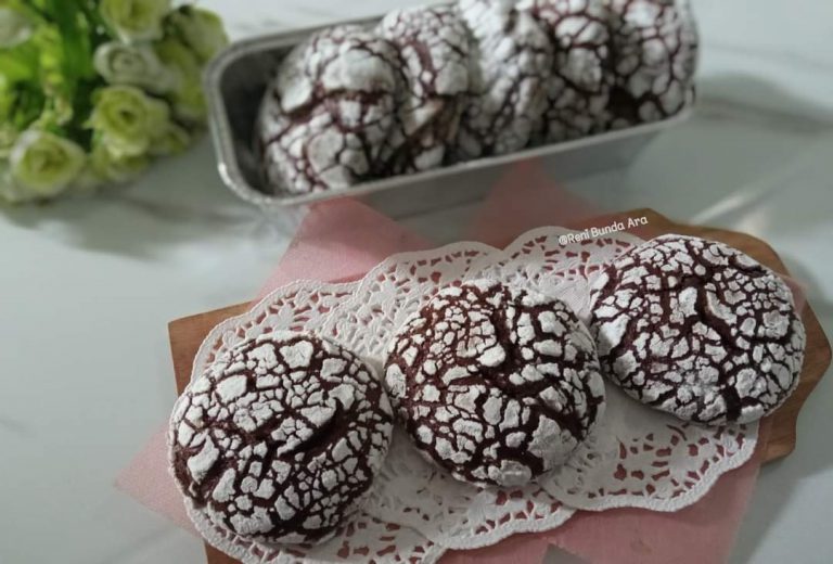 kue kering CHOCOLATE CRINCKLE COOKIES by Reni Dwi Arti Agustina
