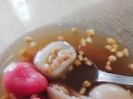 menghangatkan badan Wedang ronde jahe merah by Nita Andriani