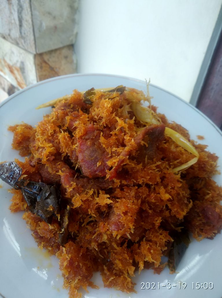 menu sahur Serundeng Daging by Febri Nelya