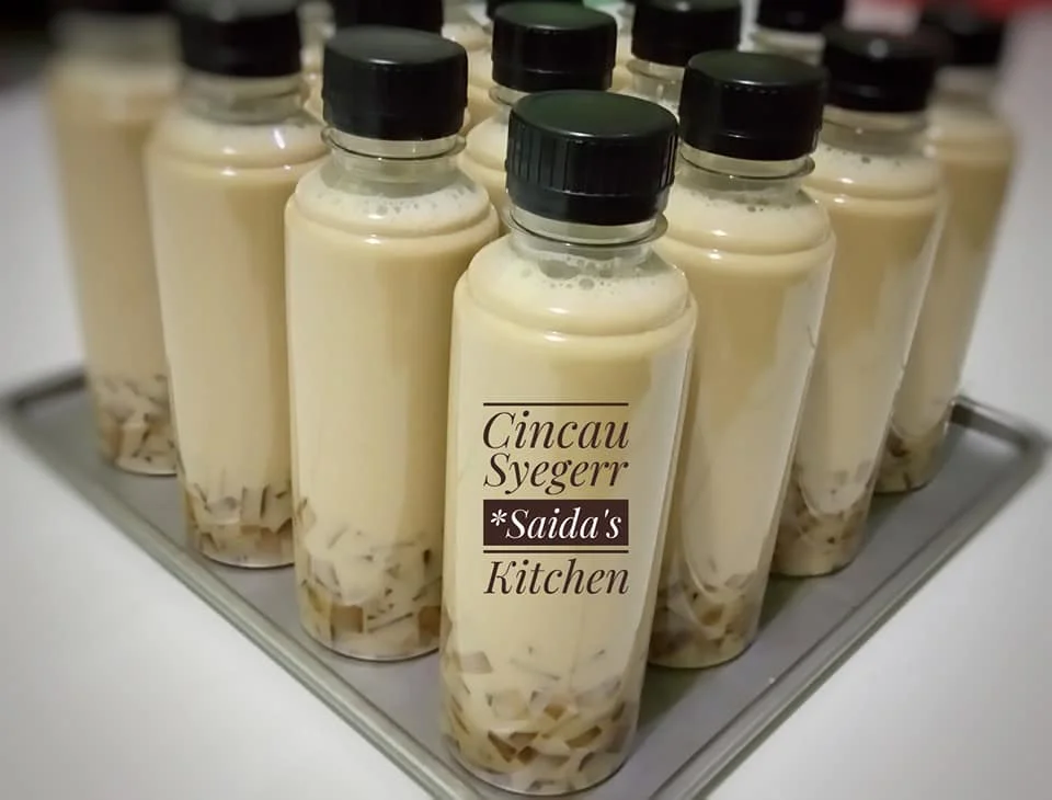 musim minuman dijual dalam kemasan botol CINCAU SEGERR by Saida Darajat 1