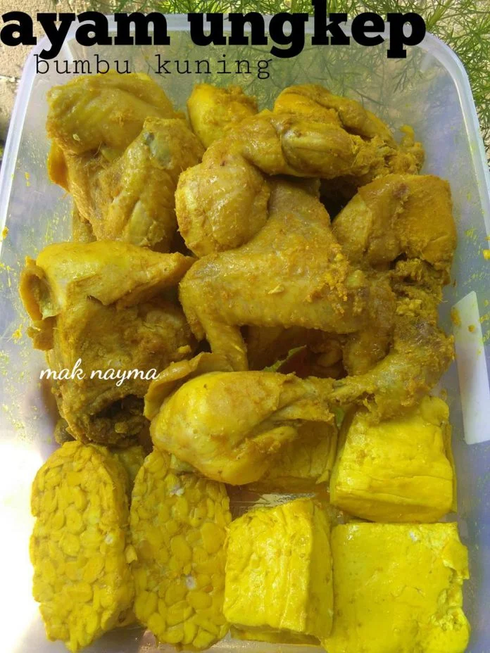 resep AYAM UNGKEP BUMBU KUNING by Nayma Nadhira