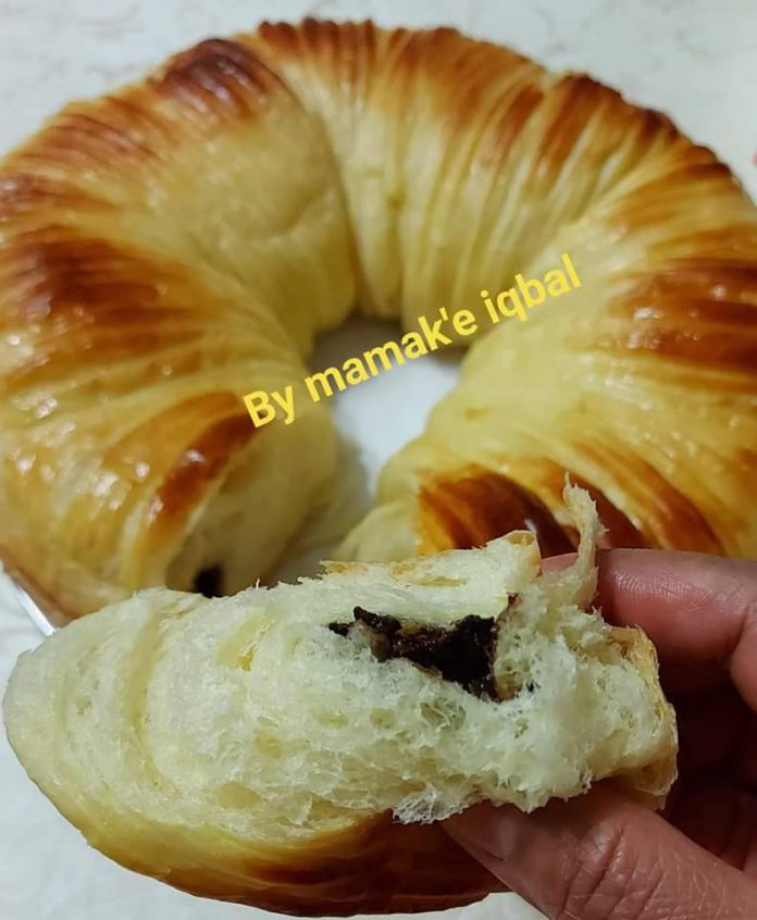 roti yang saat ini lagi ngehits WOOL ROLL BREAD by Umi Iqbal