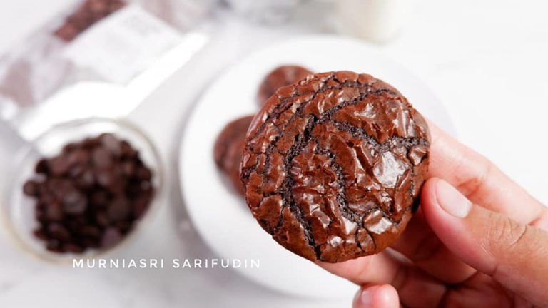 teksturenya empuk soft BROWNIES COOKIES by Nadya Adzra
