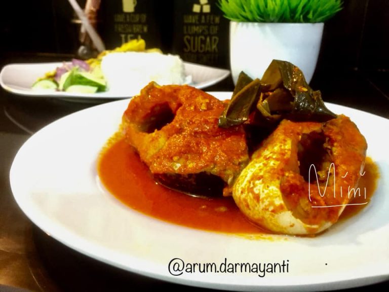 cooking recipe ASEM PADEH PATIN by Arum Darmayanti