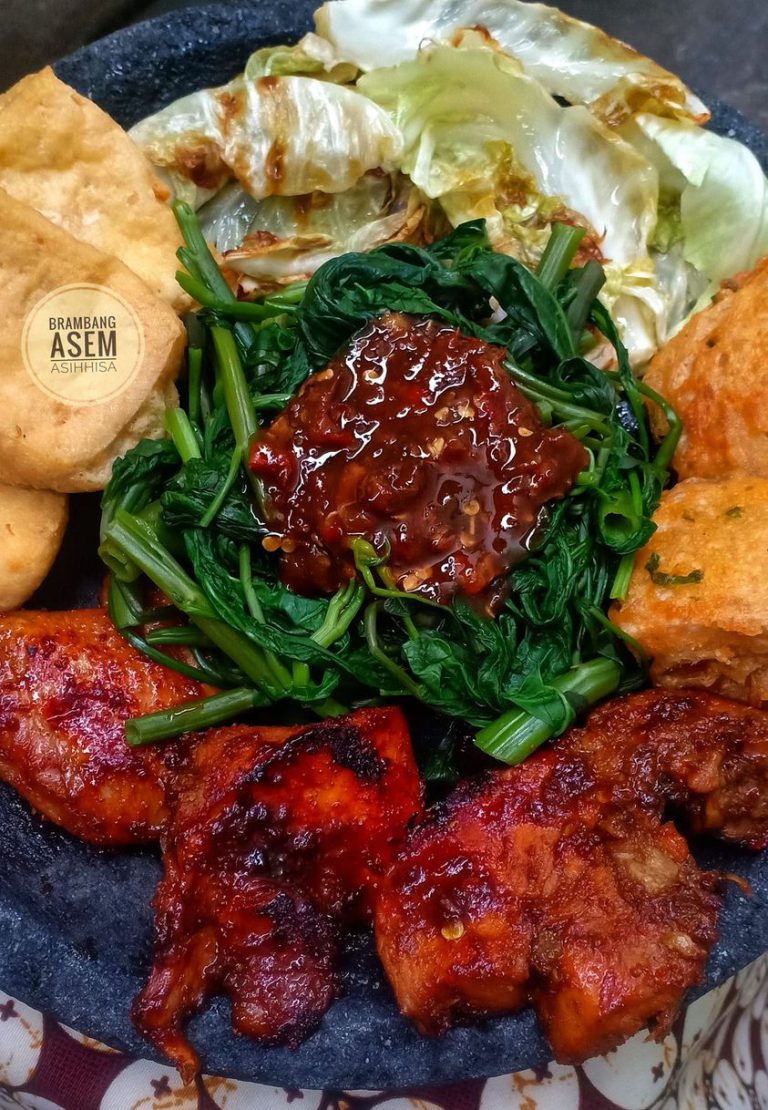 Brambang asem reunian by Asih Hisa