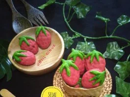 Cookies Strawberry Selai Nanas by Annansya Aina 3