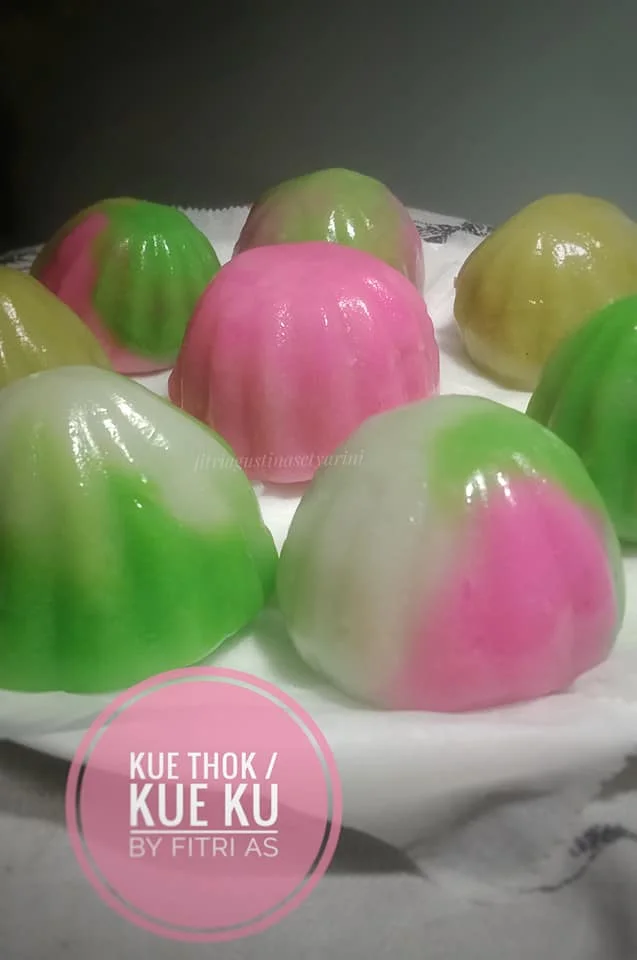 KUE THOK / KUE KU / ANGKU KUEH by Fitri Agustina Setyarini