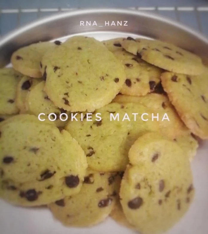 Matcha Chocochips Cookies by Rna Hanz Matcha Chocochips Cookies by Rna Hanz