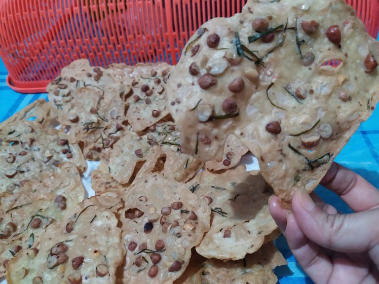Resep peyek renyah dan enak by Sonya Soetardo