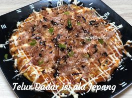 Telur Dadar Isi dengan saus Jepang by AuntieC AuntieC