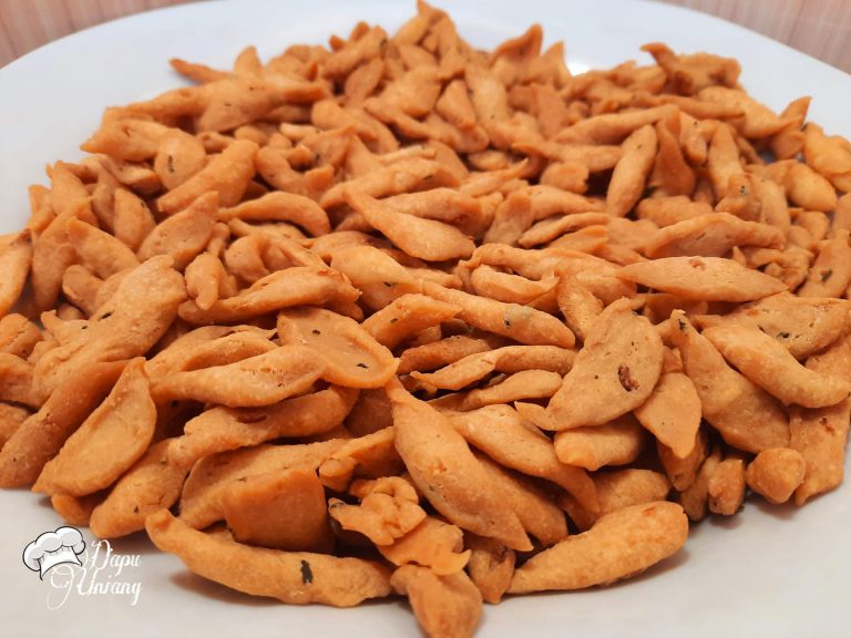 enak gurih dan renyah RESEP KUE BAWANG GUNTING by Mendasari