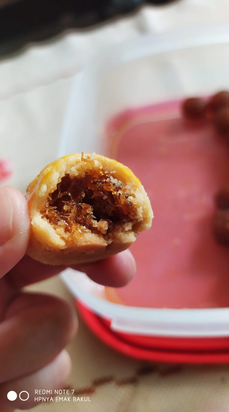 lumer ,tidak lengket di lidah tapi tetap kokoh resep nastar by Nyai Ratu