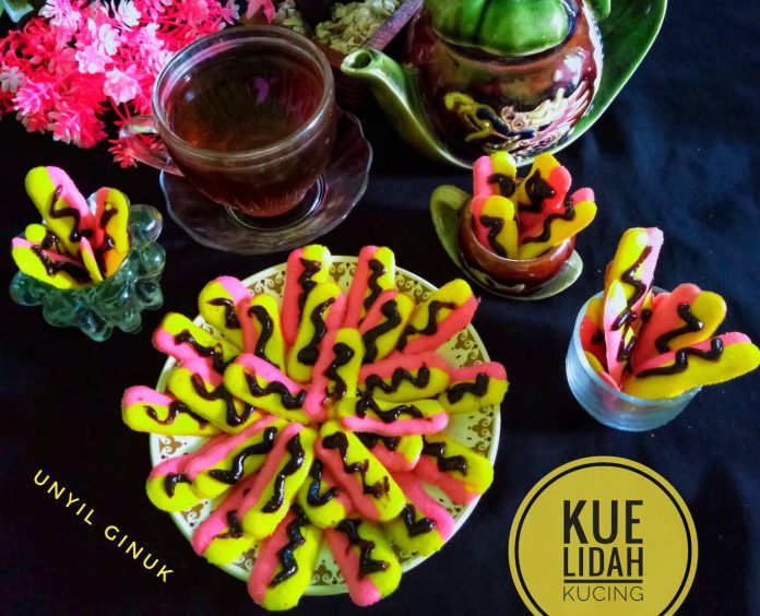 membuat kue kering Kue Lidah Kucing by Annansya Aina 2