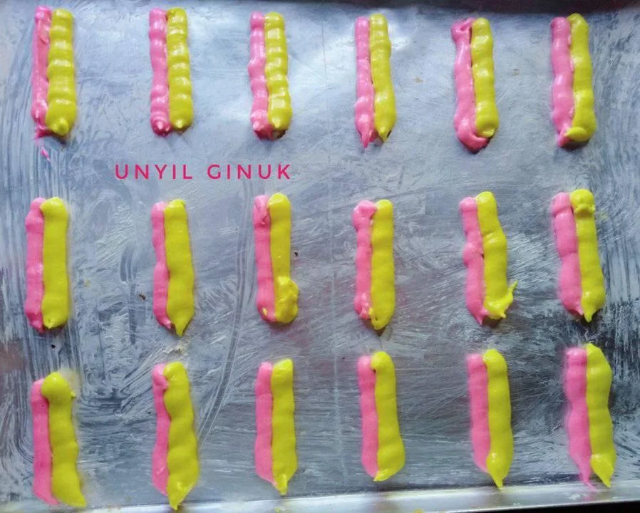 membuat kue kering Kue Lidah Kucing by Annansya Aina