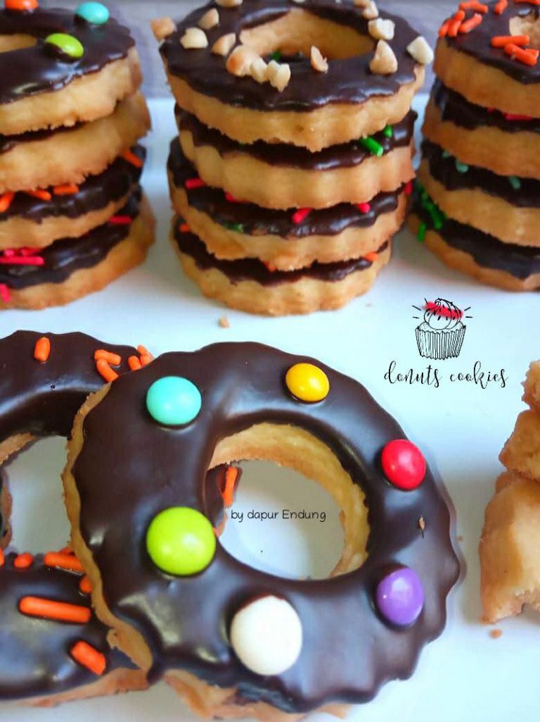 request si bontot Donuts cookies by Dapurnya Anggie