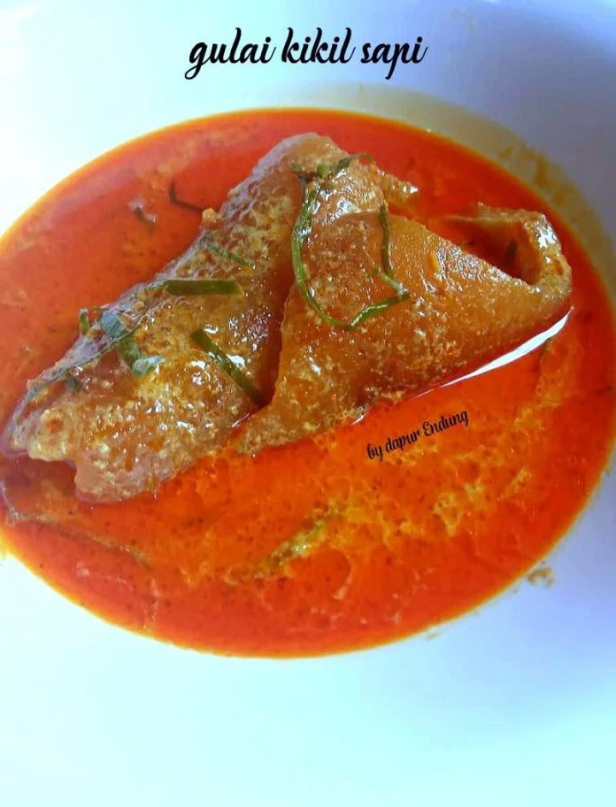 yang doyan masakan padang Gulai kikil sapi by Dapurnya Anggie