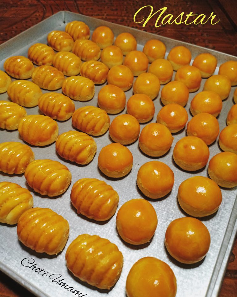 Kue kering khas lebaran by Choti Umami