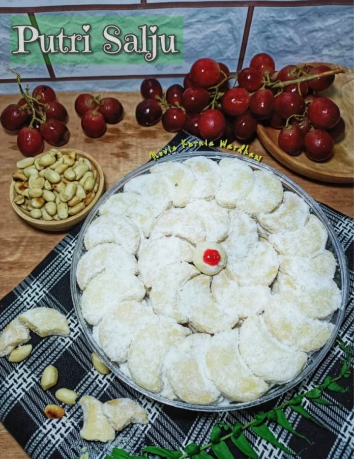 Nggak ribet ngisi dan hias atau oles PUTRI SALJU by Novie Kurnia Wardani