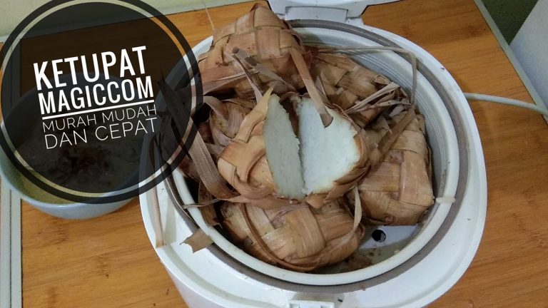 bikin ketupat pakai magic com atau rice cooker by Wildiyah Neila Baroroh