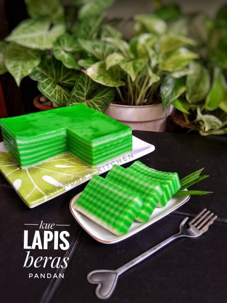 KUE LAPIS BERAS PANDAN by Meitiara Chandrasari