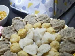 Pempek adaan by PempekHjsalsa