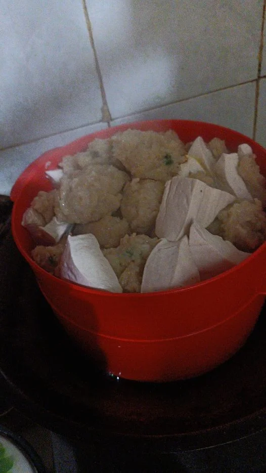 SIOMAY BANDUNG (AYAM) by Uthie Cweety SIOMAY BANDUNG (AYAM) by Uthie Cweety