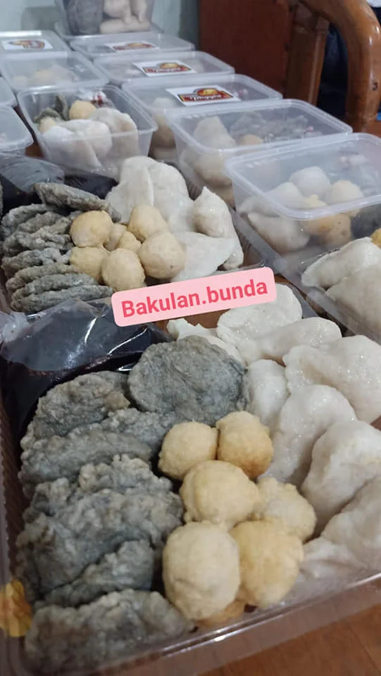 makanan khas wong Kito galo resep pempek tenggiri by Umi Kuswati