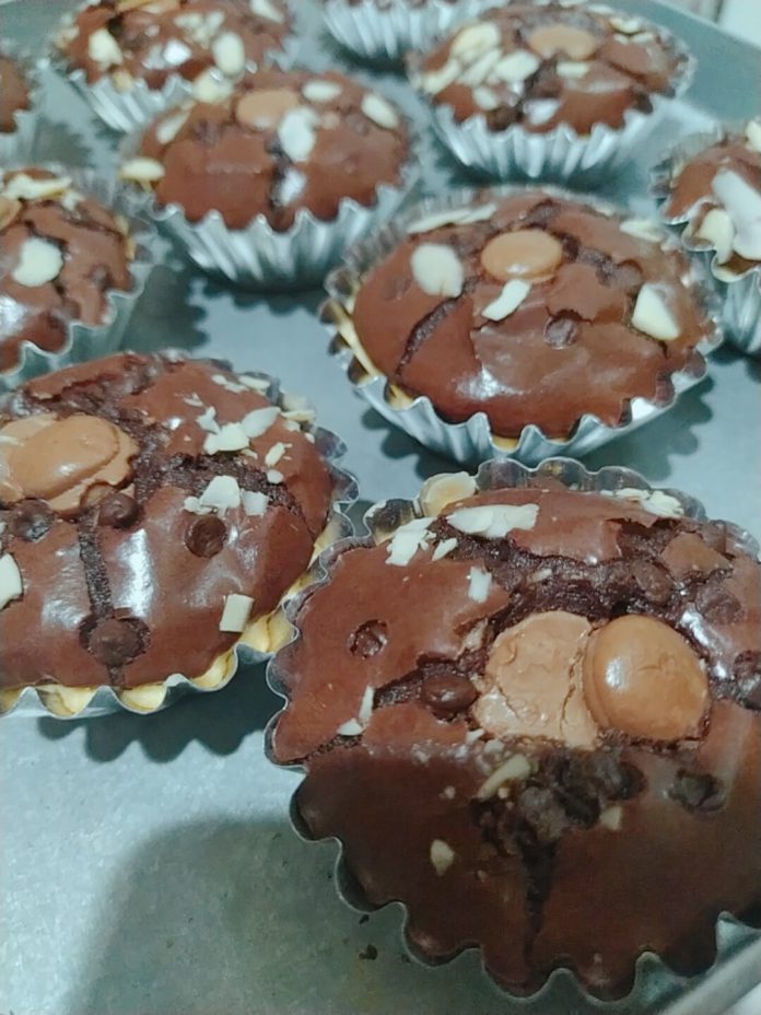 renyah ngeprul tapi kokoh Pie brownies by Nita Andriani 2 renyah ngeprul tapi kokoh Pie brownies by Nita Andriani 2