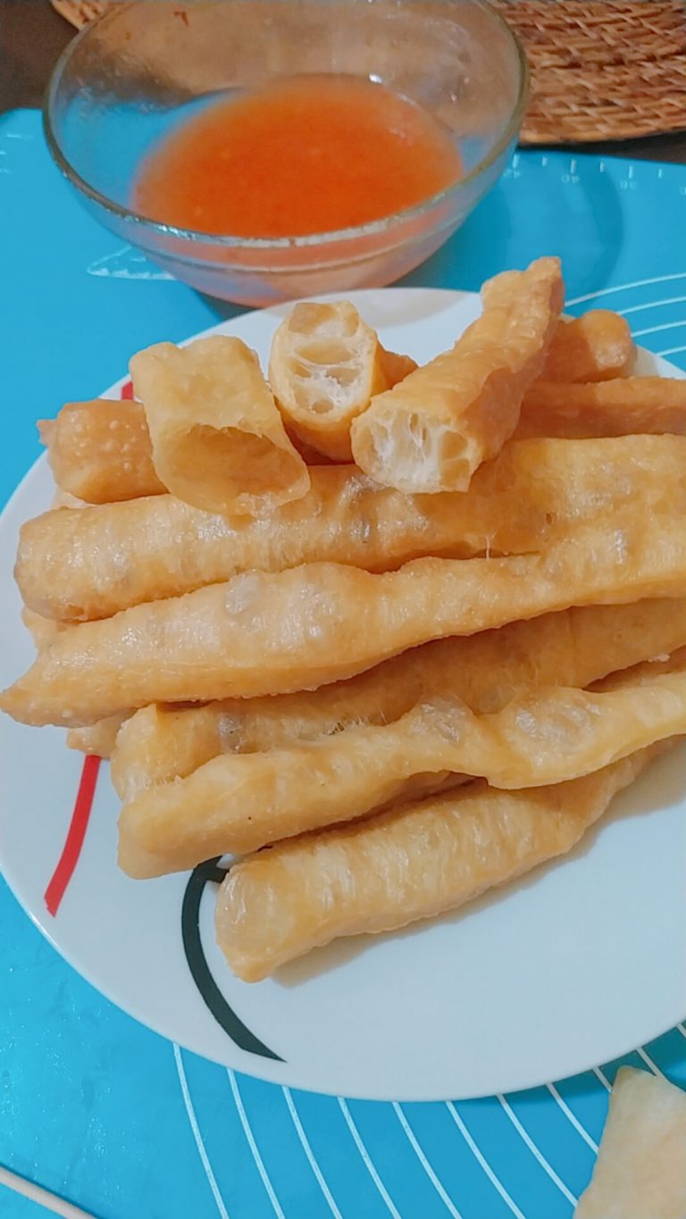 Cakue Empuk Kopong by Nita Andriani