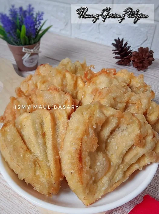 Pisang Goreng Wijen by Ismy Maulidasary