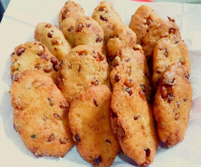 cemilan ndeso LENTHO by Yulia Dwi S