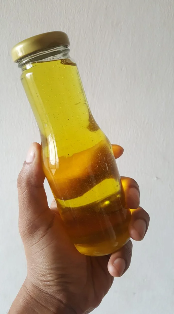 minyak ayam by Ardhi Nurrahman minyak ayam by Ardhi Nurrahman