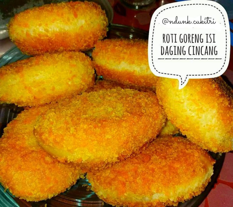 camilan praktis roti goreng isi daging cincang by Endang