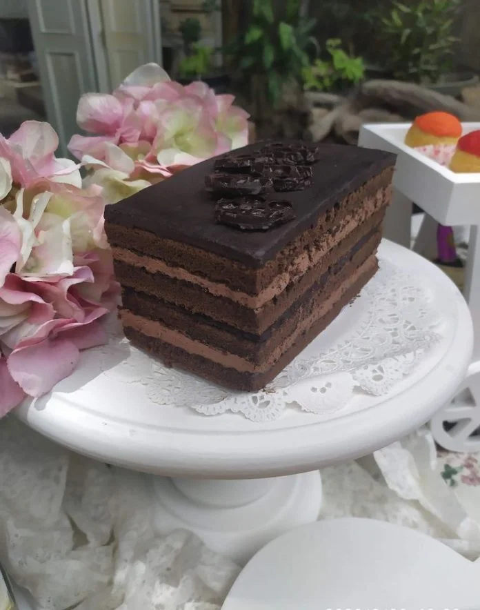 Choco Heaven Cake by Lia Ayla Salasa Choco Heaven Cake by Lia Ayla Salasa
