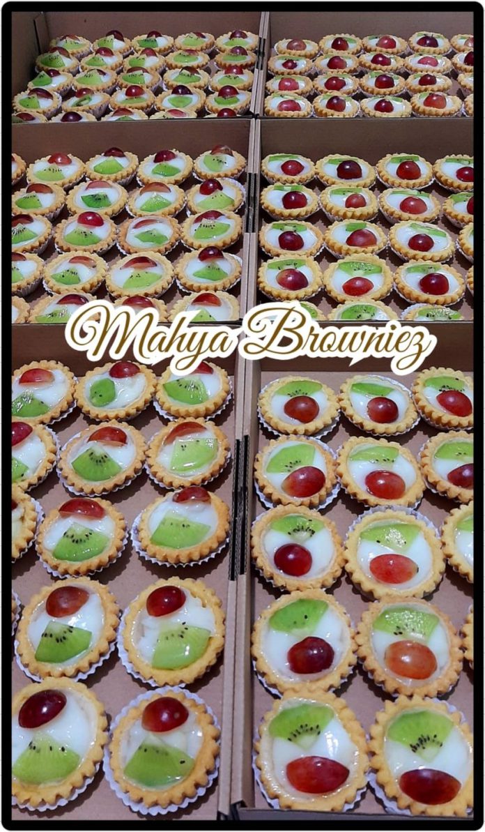 Fruit Pie Sederhana ala Bunda Mahya Fruit Pie Sederhana ala Bunda Mahya