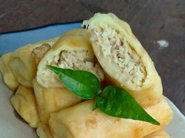 SOSIS SOLO by Regina