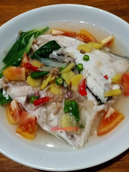 Pindang bening kepala ikan by Elliyah Lim