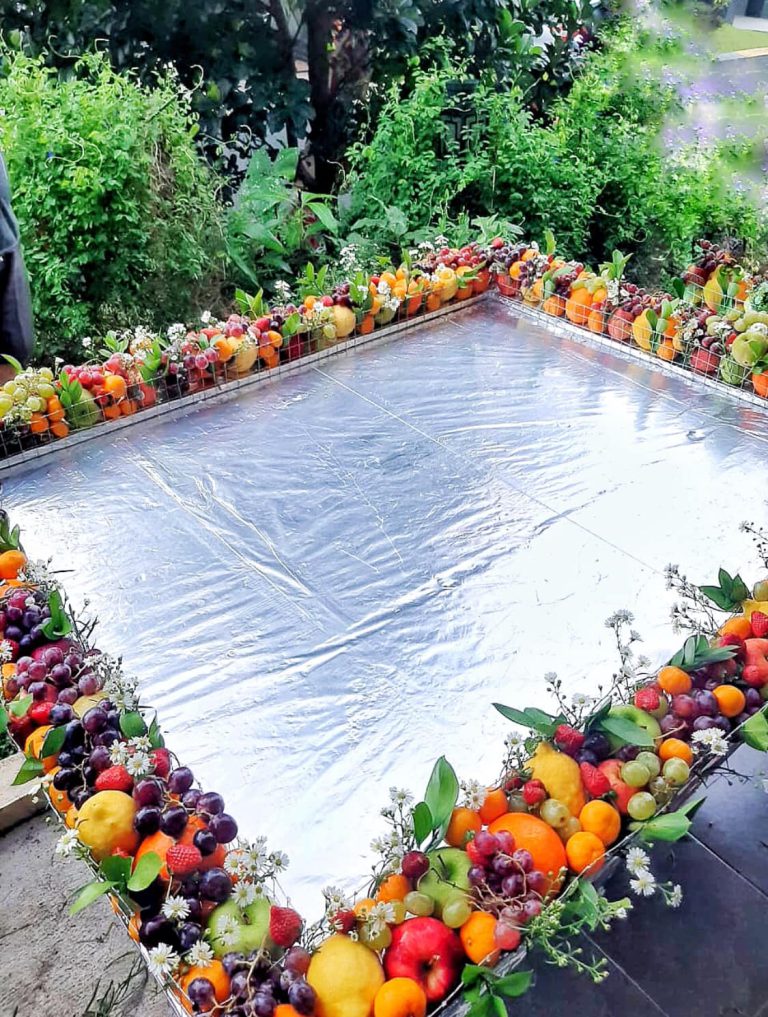 buah untuk dekorasi display masakan by Wita Lawin