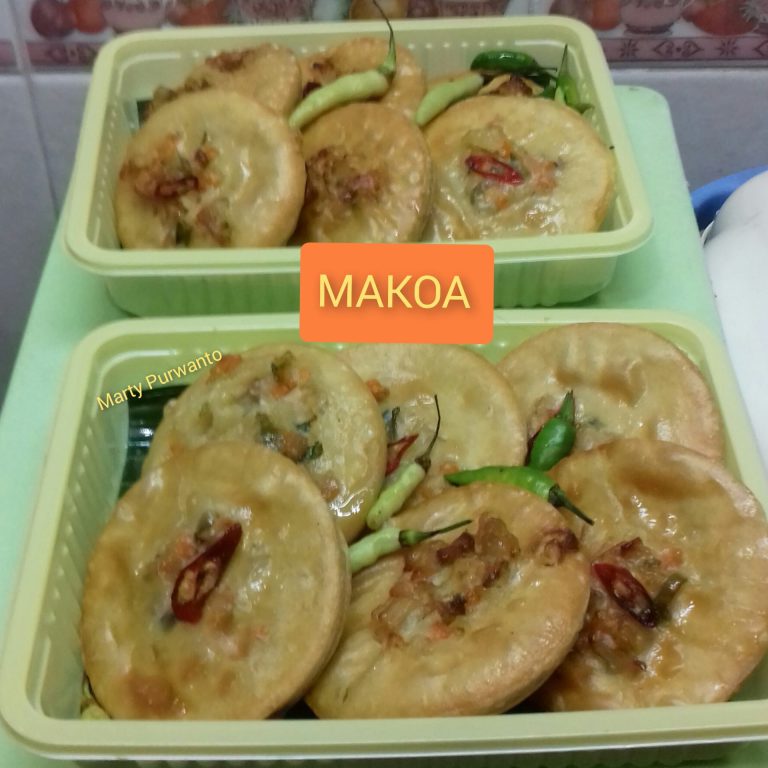 MAKAO Jajanan Manado by Marty Purwanto