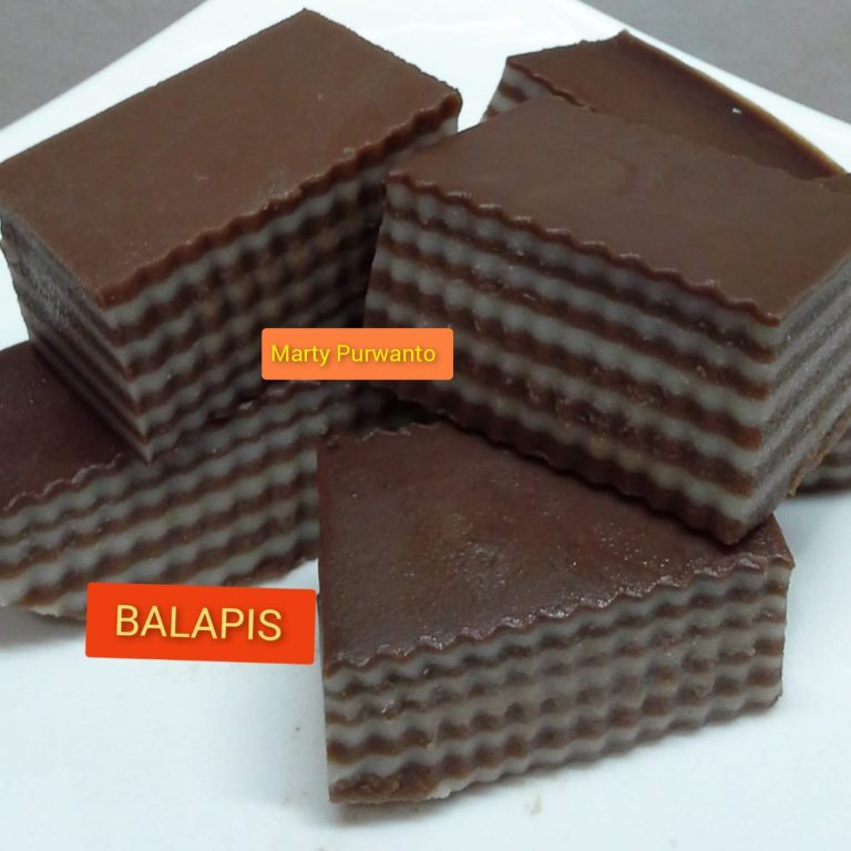membuat jajanan favorit keluarga BALAPIS manado (LAPIS COKLAT) by Marty Purwanto