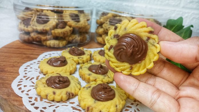 COOKIES YANG LAGI VIRAL DI LEBARAN KALI INI Nutella cookies tart by Fatiha