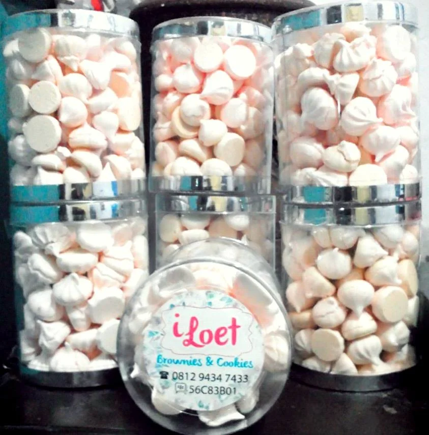 Meringue (Permen rainbow) by Hanum Ilah