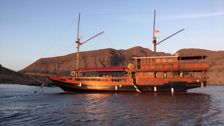 10 kuliner manado yang harus anda coba