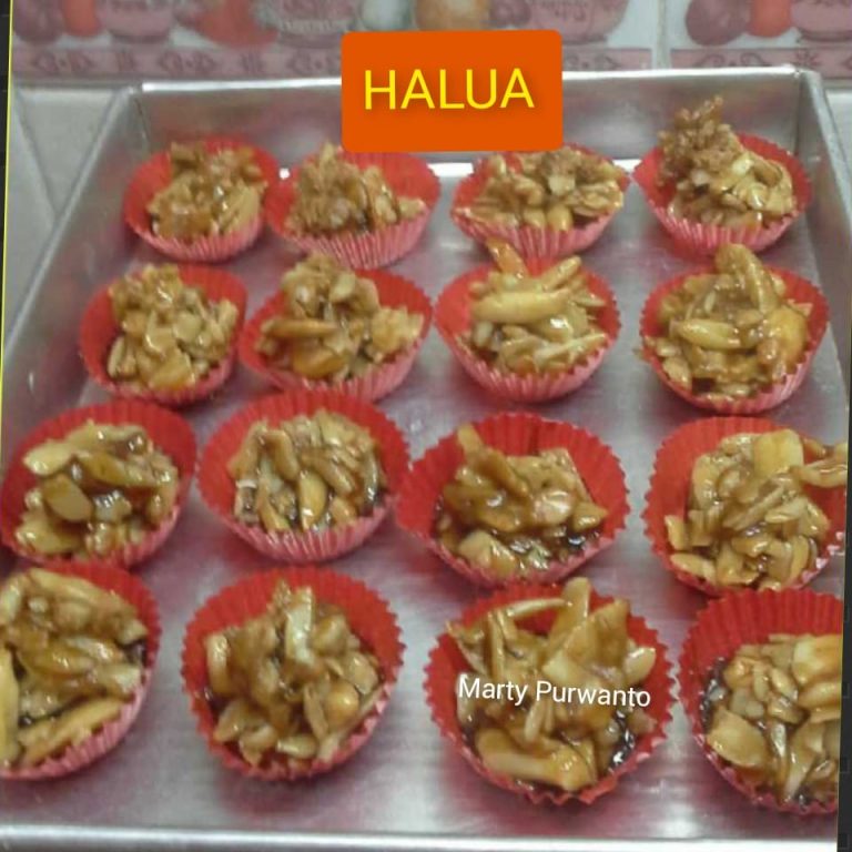 kuliner khas Manado HALUA  KENARI by Marty Purwanto