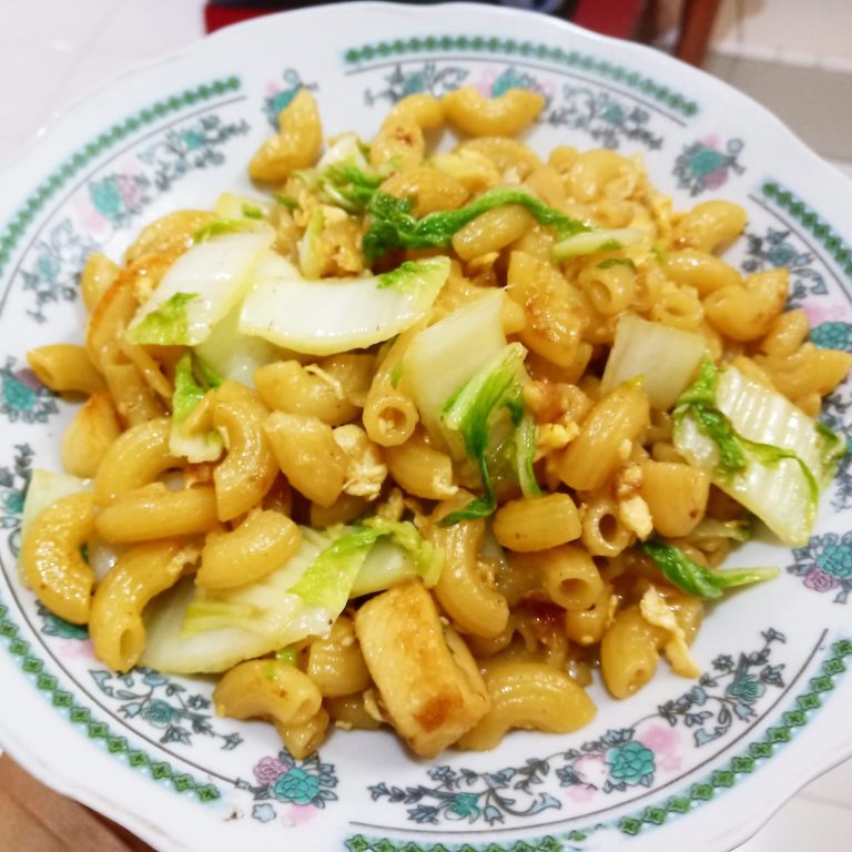 menu hari ini MACARONI GORENG by Yulia Dwi S