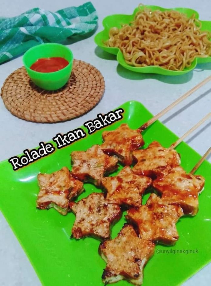 cemilan untuk mensiasati anak yang ngak terlalu doyan ikan Rolade Ikan Bakar by Annansya Aina Saya cetak ya Bun pakai cetakan kue kering
