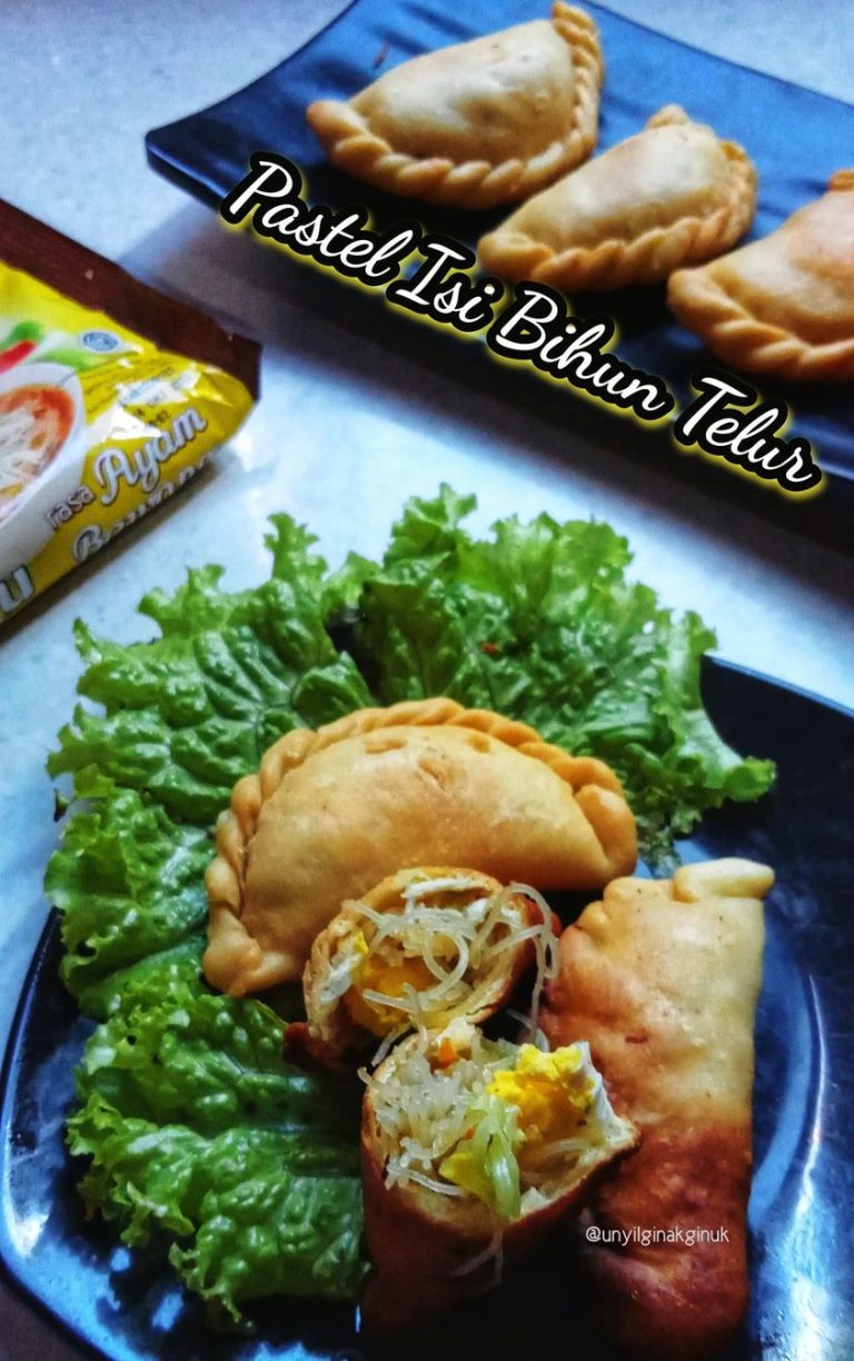 Pastel Isi Bihun Telur by Annansya Aina