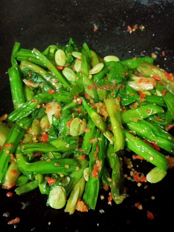 Tumis genjer mix petai pedas