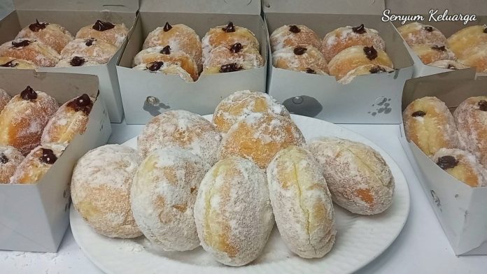 jualan saya laris manis donatnya lembut by Fatiha 2