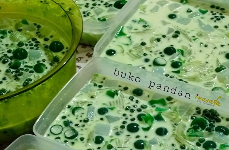 Es buko pandan atau es pandan kelapa muda by Kartina Safa KS